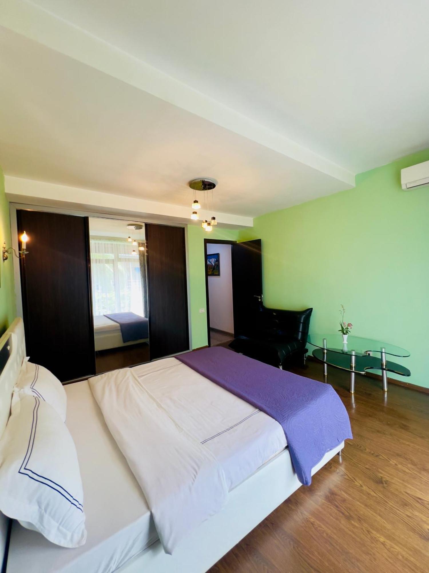 באטומי Apartment Maisi מראה חיצוני תמונה