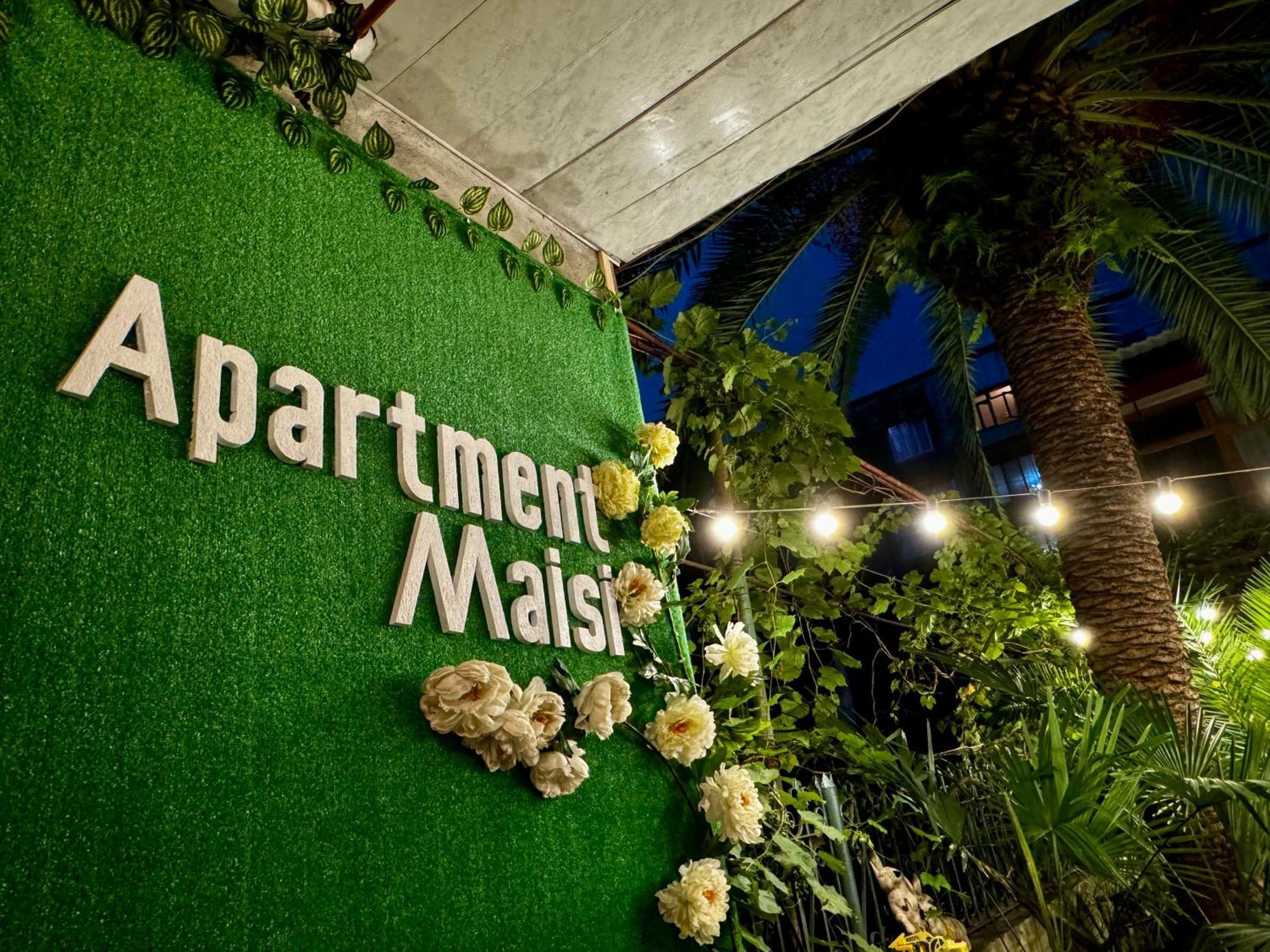 באטומי Apartment Maisi מראה חיצוני תמונה